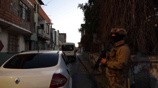 15 Şubat öncesi 52 adrese PKK/KCK operasyonu