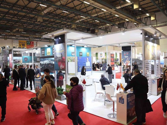 Başkan Altay: “Konya görülmeye değer bir şehir”