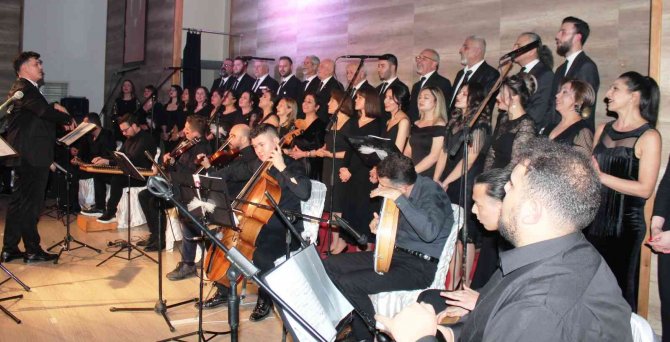 Bu koroda her meslekten insan var