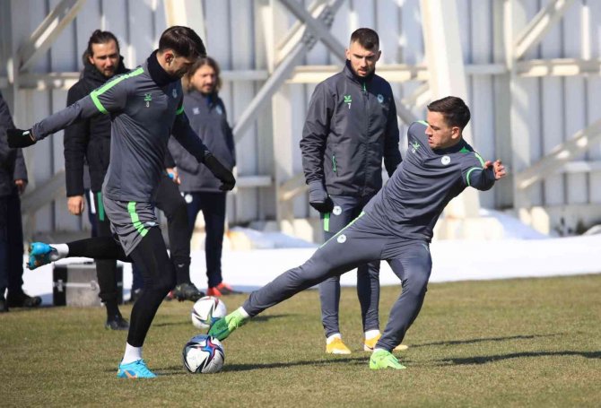 Konyaspor, Trabzonspor maçı hazırlıklarını tamamladı