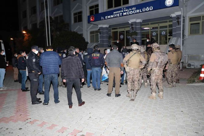 Mersin’deki terör operasyonunda 33 kişi gözaltına alındı