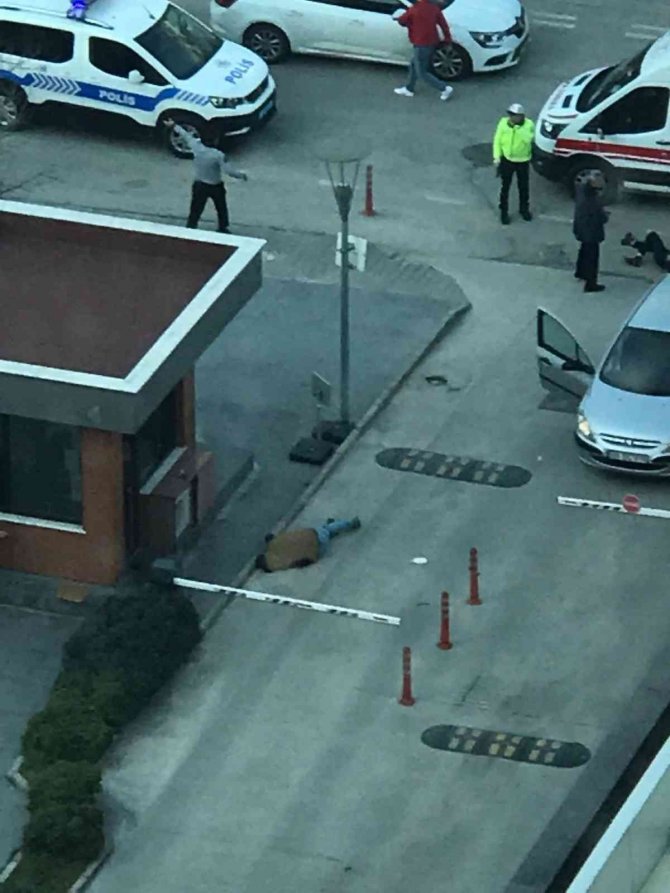 Polisin cinnet anı kamerada...2 ölü 1 yaralı