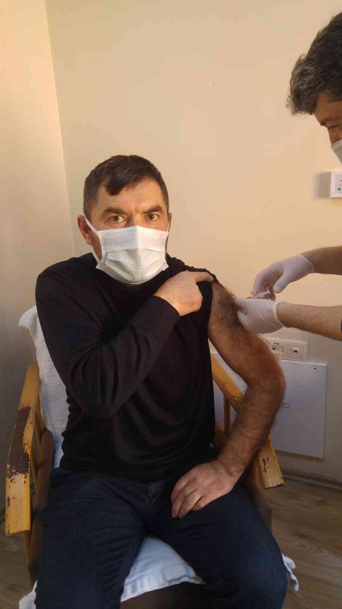 Yerli aşı Turkovac Bartın’da uygulanmaya başlandı