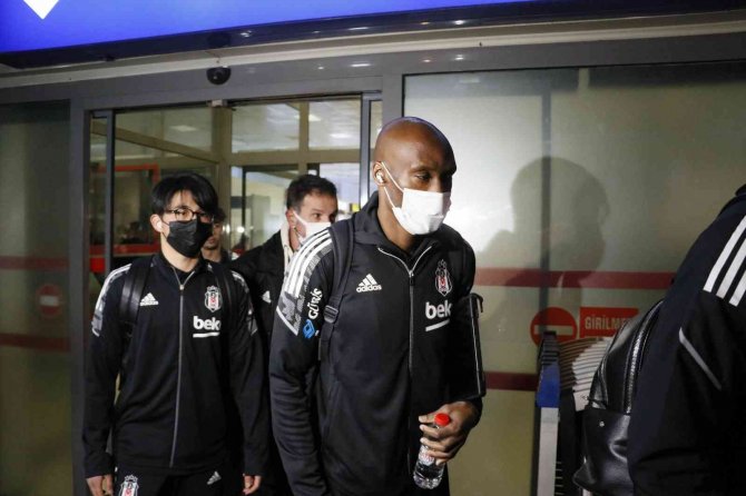 Beşiktaş, Adana’ya geldi