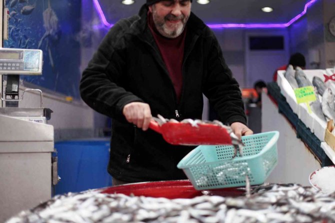 Konya'da hamsi fiyatları düşecek! Balıkçılardan açıklama