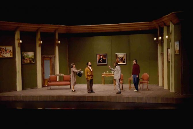 Şehir Tiyatrosu Necip Fazıl’ın eserini Konyalılarla buluşturdu