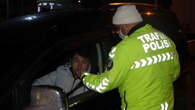 Uşak’ta bin 651 araç sürücüsüne para cezası kesildi