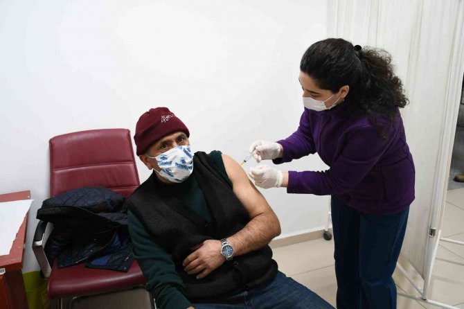 Yerli aşı Turkovac’a Aksaray’da ilgi