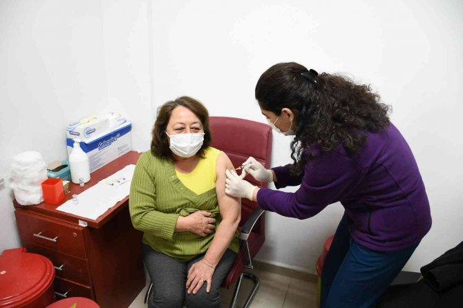 Yerli aşı Turkovac’a Aksaray’da ilgi