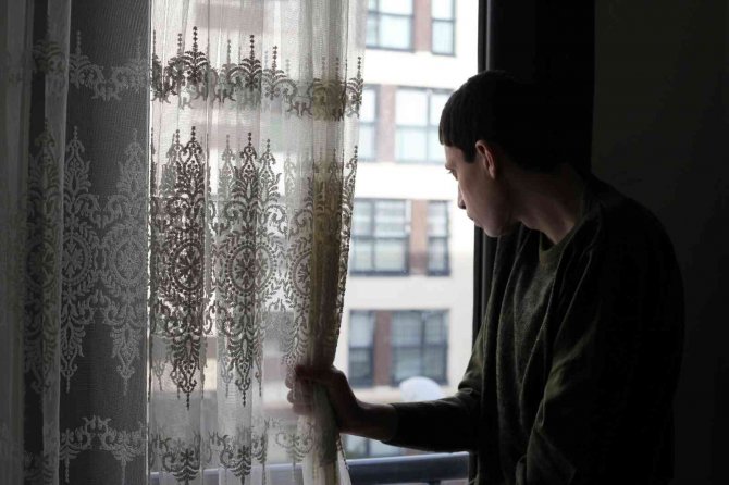 Kezzap atılan engelli çocuk ile ailesinin yaşam mücadelesi