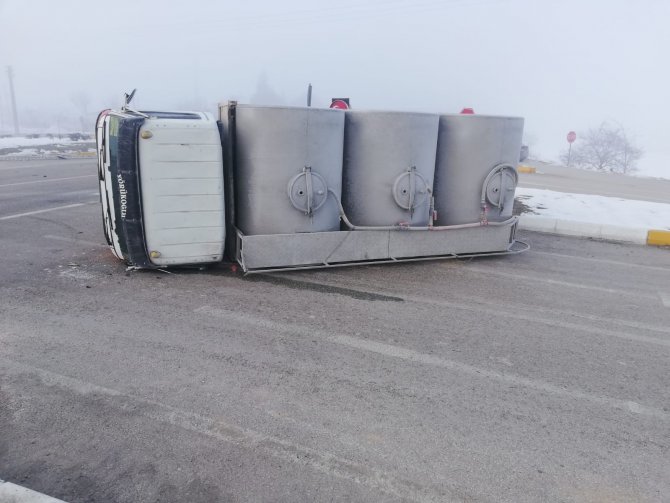 Konya'da yoğun sis kazaya neden oldu!