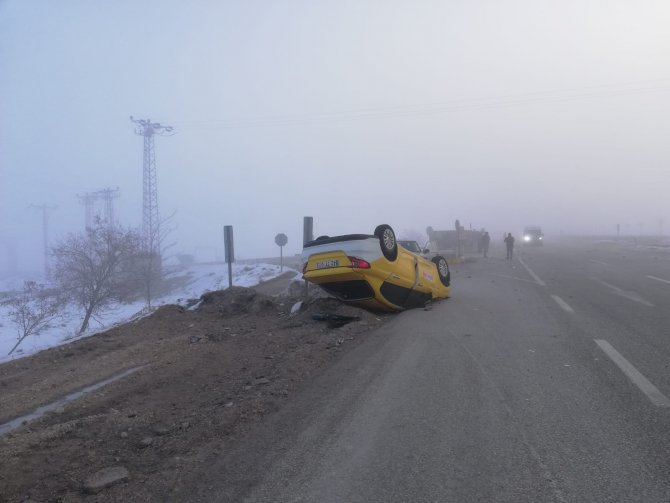 Konya'da yoğun sis kazaya neden oldu!