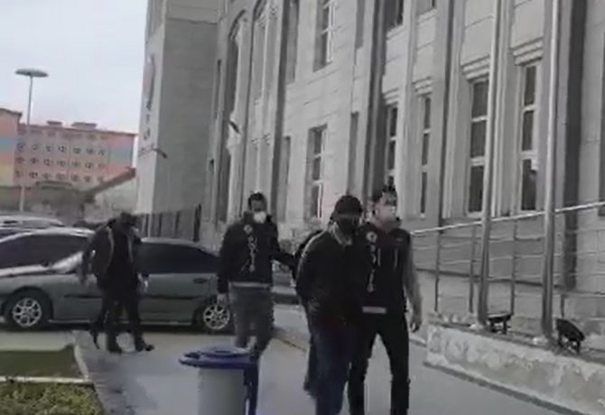 Uyuşturucu operasyonunda 4 şahıs tutuklandı