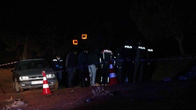 3 çocuğunun annesini öldürüp kendisini ağır yaraladı