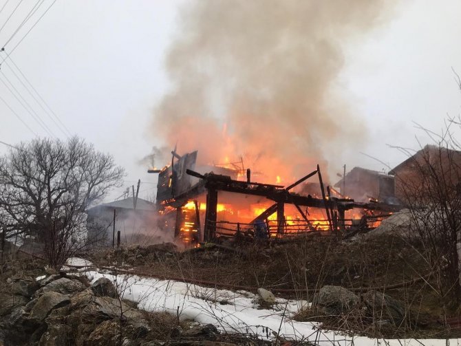 Kastamonu’da yangında 1 ev küle döndü