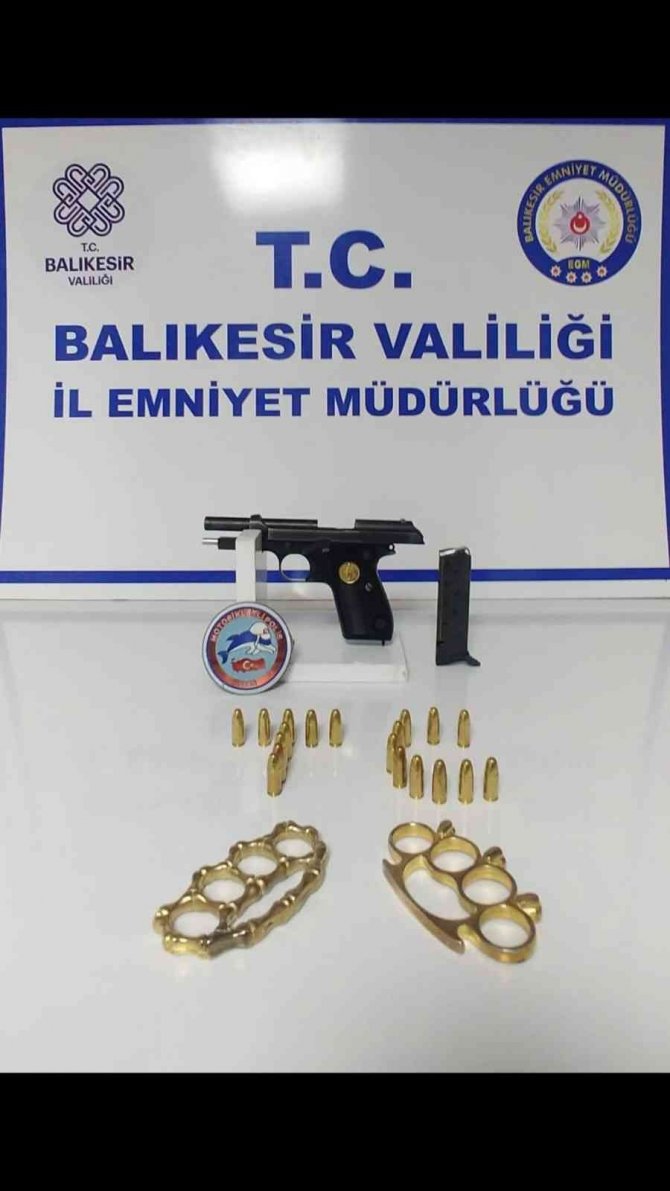 Balıkesir’de aranan 30 kişi yakalandı