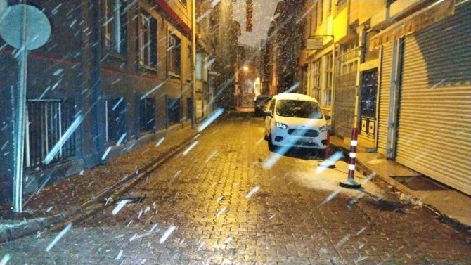 Bıçaklanan alkollü şahıs ağır yaralandı