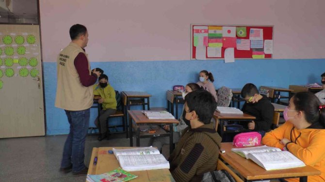 ’Tarımda minik eller’ projesinde uygulamalı ders başladı