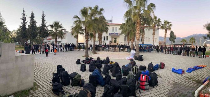 Antalya’da 88 düzensiz göçmen yakalandı