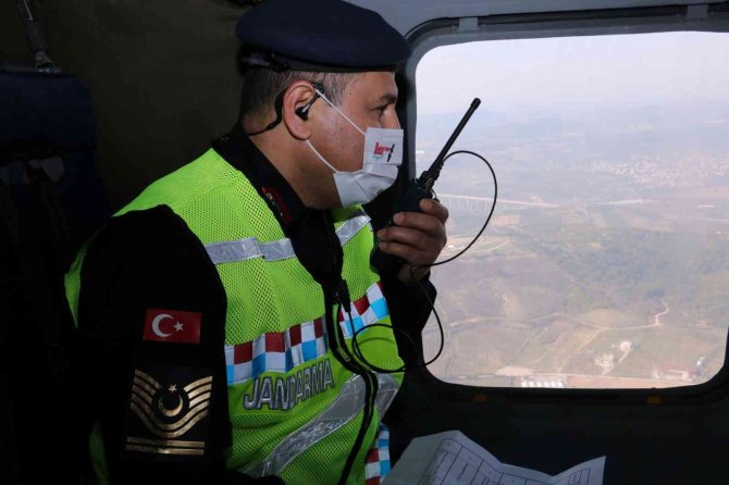 Jandarmadan helikopter destekli trafik denetimi