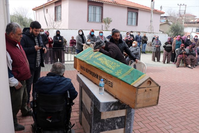 Konya'daki otobüs kazasında hayatını kaybedenler son yolculuklarına uğurlanıyor
