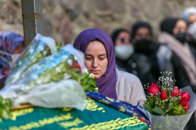 Konya'daki otobüs kazasında hayatını kaybedenler son yolculuklarına uğurlanıyor