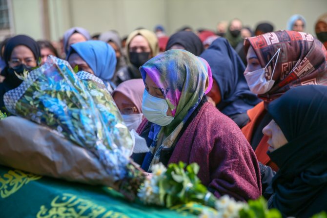 Konya'daki otobüs kazasında hayatını kaybedenler son yolculuklarına uğurlanıyor