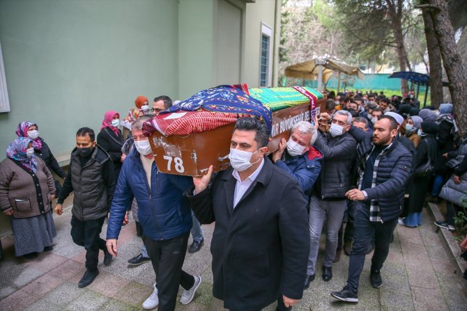 Konya'daki otobüs kazasında hayatını kaybedenler son yolculuklarına uğurlanıyor