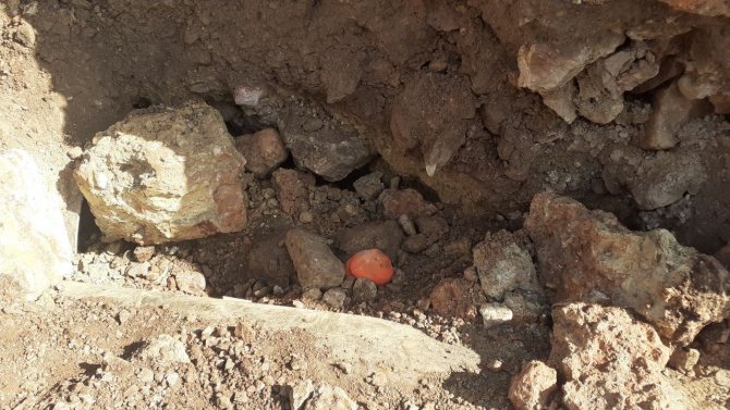 Kocaeli’de toprak altında kalan işçi ağır yaralandı