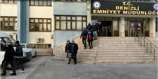 Denizli merkezli 4 ilde sahte çek operasyonu: 4 tutuklu