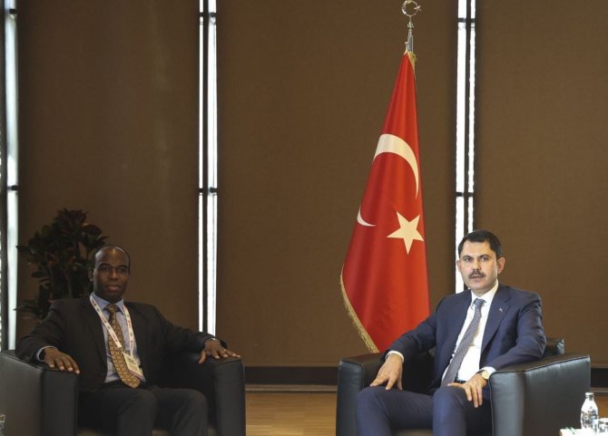 Bakan Kurum, Dünya Bankası Türkiye Direktörü ile görüştü