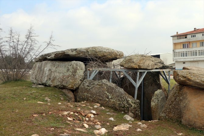 Definecilerin kaçak kazıları tarihe zarar veriyor