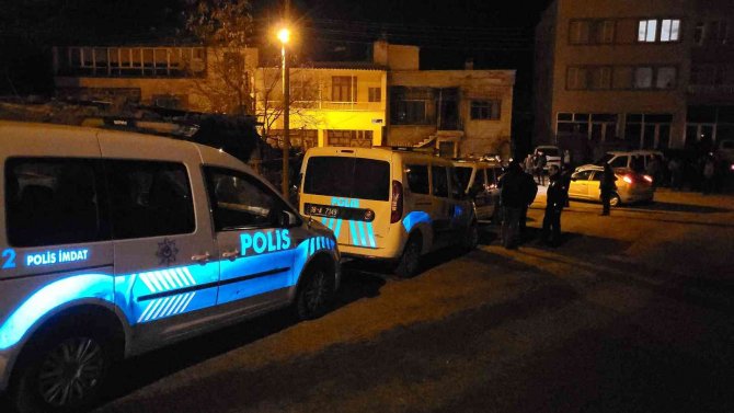 İki grup arasında kavga çıktı, markete giderken vuruldu