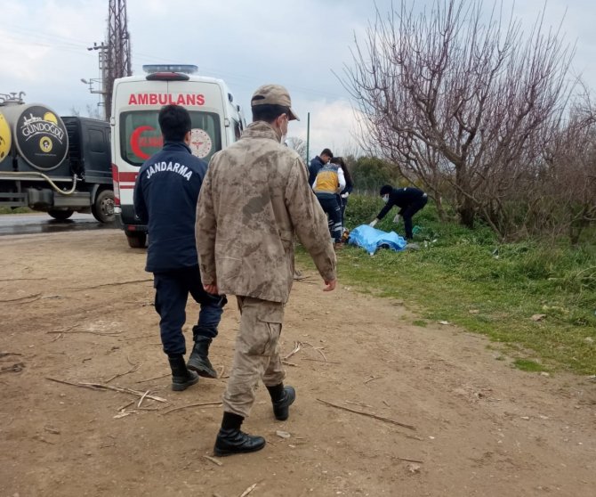 Kamyonun çarpıp kaçtığı kişi olay yerinde can verdi
