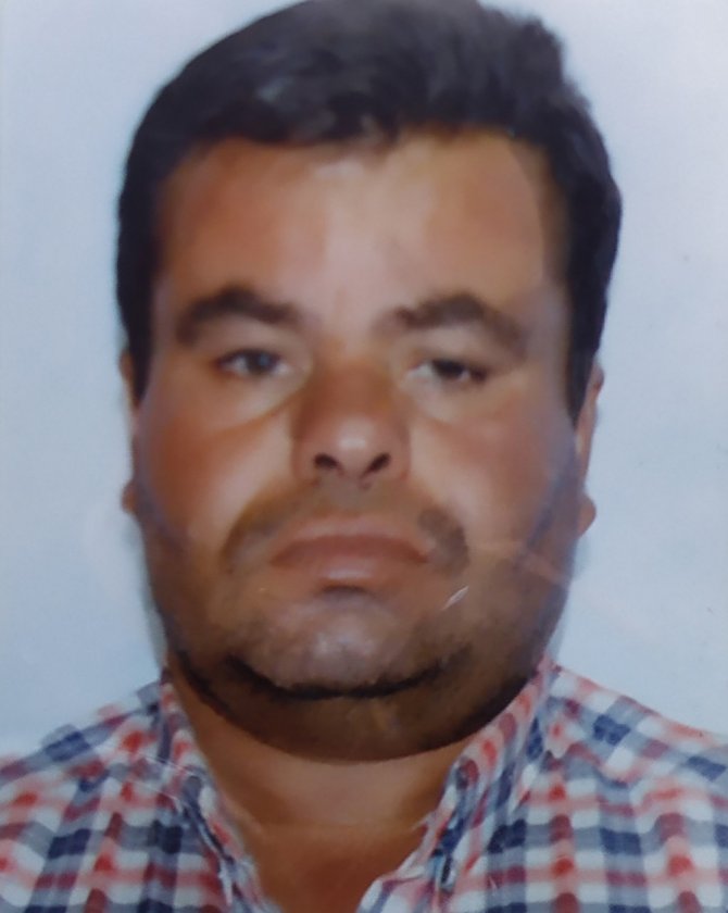 Otomobilin çarptığı 6 çocuk babası adam hayatını kaybetti