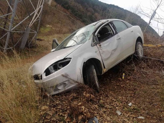 Yalova’da kazada yaralanan sürücü yaşam savaşını kaybetti