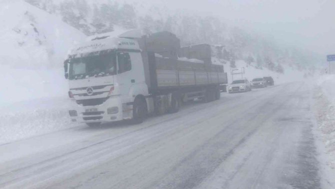 Antalya-Konya karayolunda trafik normale döndü