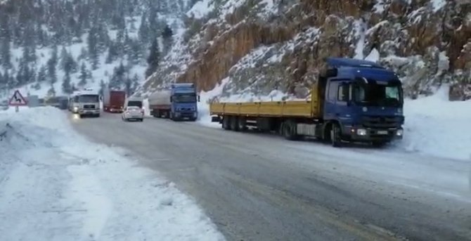 Antalya-Konya karayolunda trafik normale döndü