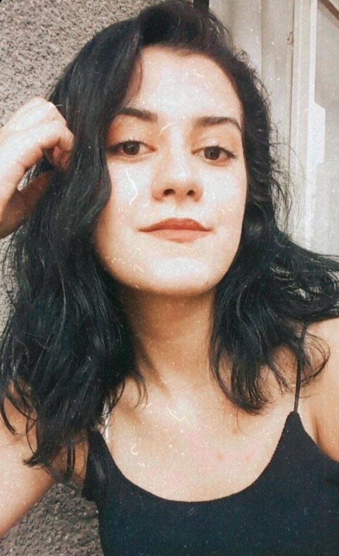 Genç kadın evinde ölü bulundu