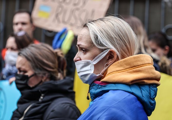 Ankara'da Ukrayna'ya destek gösterisi düzenledi