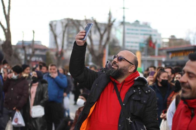 Komedi filmi değil, intihar girişimi