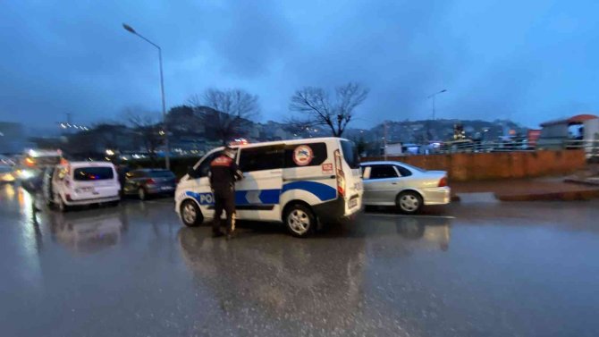 Şeker tartışması kavgaya döndü: 1 yaralı