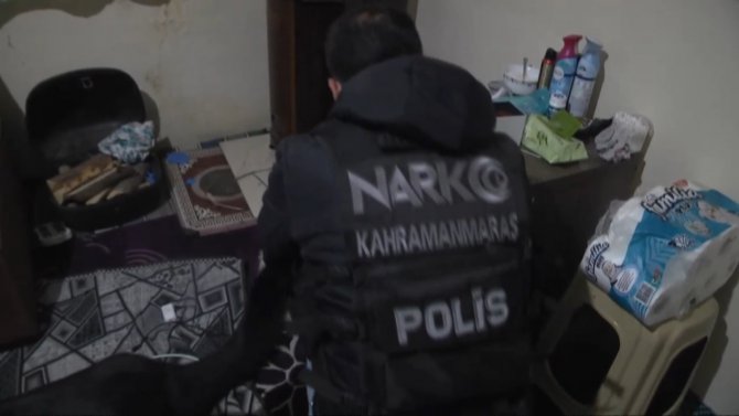 Uyuşturucu operasyonuna 12 tutuklama