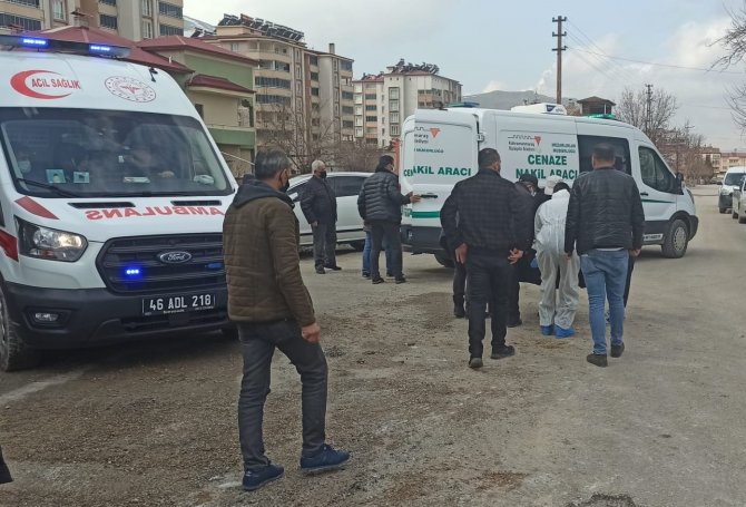 13 yaşındaki çocuk yatağında ölü bulundu