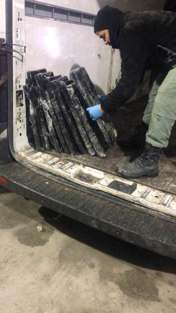 72 kilo 394 gram eroin ele geçirildi