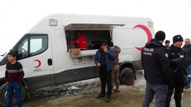 Karasu Nehri’ne düşen Yağmur’u arama çalışmaları 6. gününde