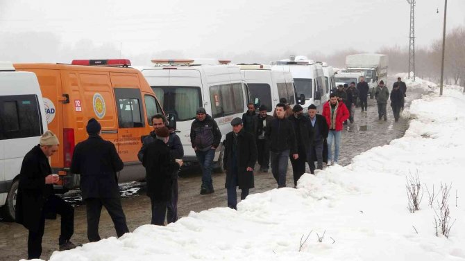 Karasu Nehri’ne düşen Yağmur’u arama çalışmaları 6. gününde
