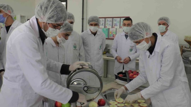 Geleceğin gıda mühendisleri olacaklar