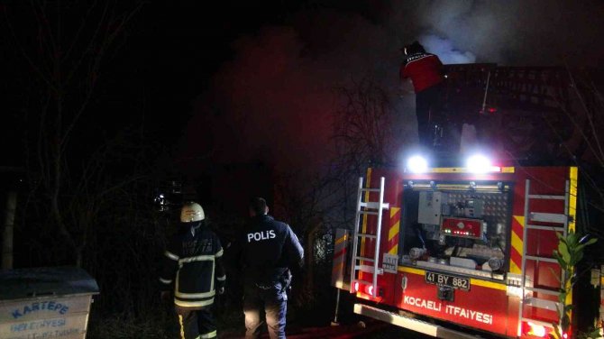 Sobadan sıçrayan kıvılcım evi alev alev yaktı
