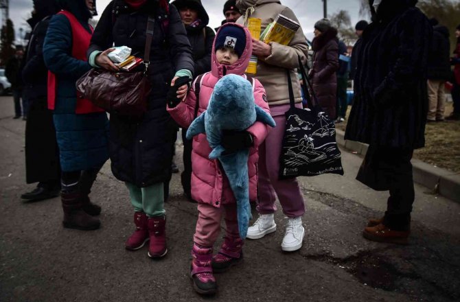 Türk vatandaşlarını taşıyan tahliye treni Çernihiv’e ulaştı
